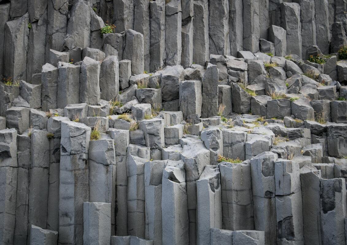 cached/dharmx_walls/basalt/a_close_up_of_a_rock_formation.jpg